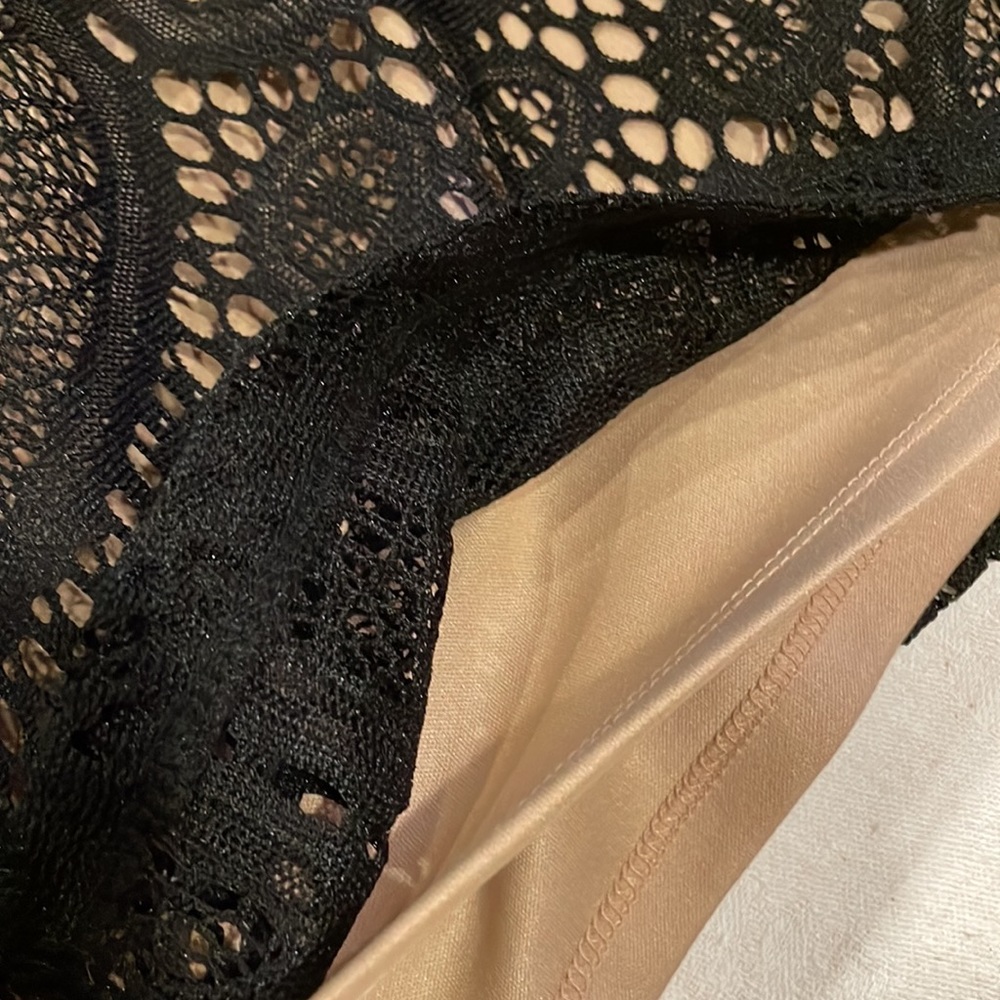 Dress - Picture 8 of 8